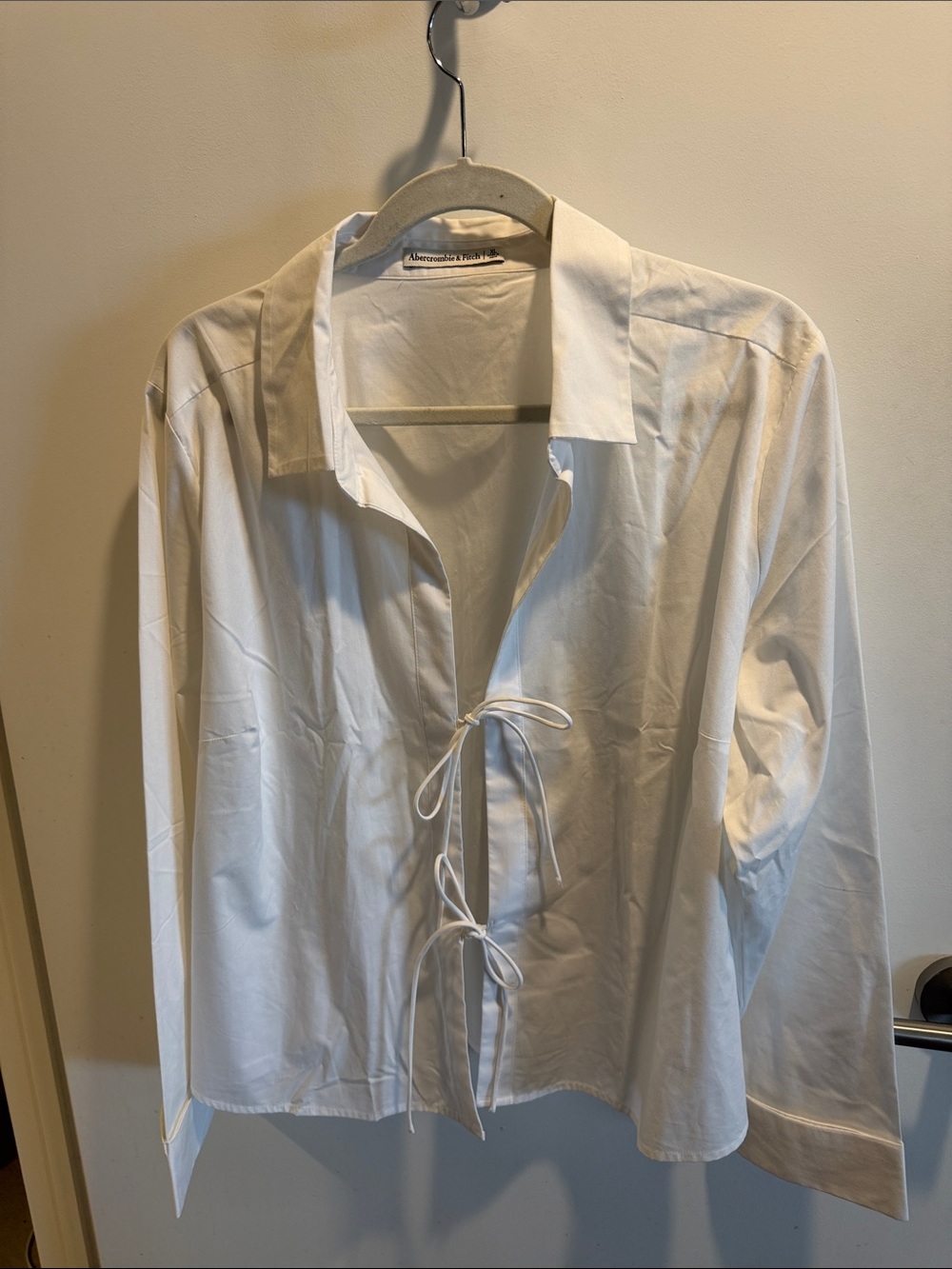 Abercrombie & Fitch White Tie Front Long Sleeve Shirt Blouse XL